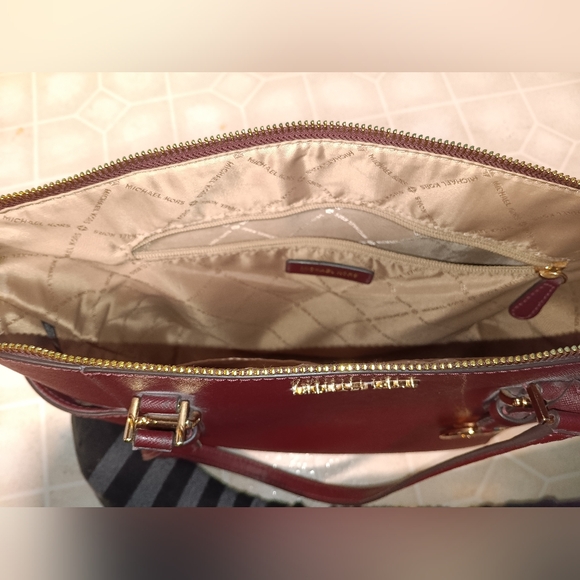 Michael Kors wine colored handbag - Picture 4 of 5